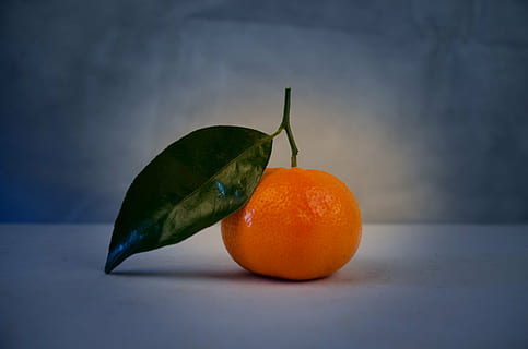 orange, frugt, hvid, panel, mandarin, grøn, blad, tæt på, isolerede, moden, løv, ingen, tropisk, dessert, sød, skræl, kost, organisk, gul, fuld, skåret ud, citrus, makro, stilk, sund og rask, vitamin, baggrund, frisk, ernæring, sund kost, mad, mad og drikke, velvære, citrus frugt, appelsinfrugt, orange farve, friskhed, indendørs, ingen mennesker, stilleben, bord, studio skud, plante del, fokus på forgrunden, 1080P, CC0, offentligt domæne, royaltyfrie