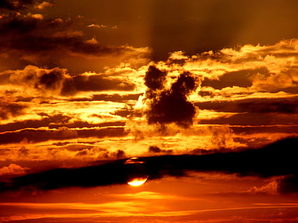 sol, dekke, skyer, gylden, time, gylden time, solnedgang, himmel, Sky, skumring, rød, natur, sky - himmel, clouds, oransje farge, sollys, dramatisk himmel, utendørs, scenics, skjønnhet i naturen, vær, sommer, soloppgang - daggry, soloppgang, fargebilde, bakgrunn, ingen folk, gul, landskap, naturskjønnhet - natur, ro, rolig scene, idylliske, solstråle, silhouette, majestetiske, 2K, CC0, offentlig domene, opphavsrett gratis