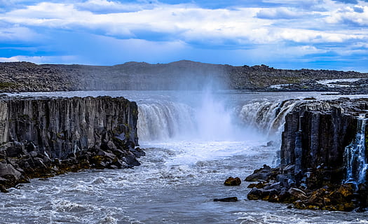 paesaggio, natura, cielo, acqua, nuvole, nuvoloso, ambiente, flusso, muschio, movimento, all'aperto, rapide, fiume, rocce, roccioso, panoramico, pietre, ruscello, cascata, cascate, bellezza nella natura, scenics - natura, roccia, roccia - oggetto, nuvola - cielo, solido, destinazioni di viaggio, lunga esposizione, terra, viaggio, nessuno, potere in natura, acqua corrente, fluente, pulito, purezza, 4K, CC0, dominio pubblico, privo di copyright