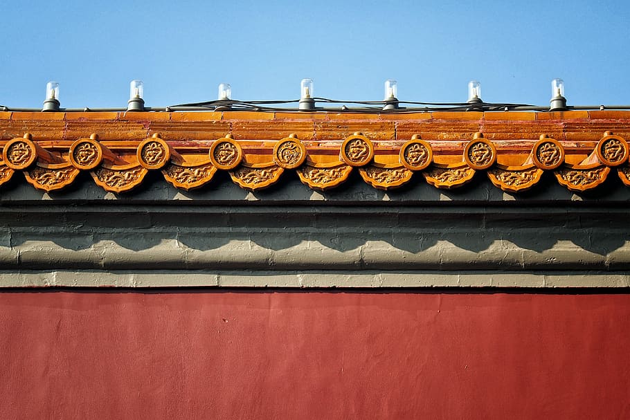 il separato, trasformato, luci, tetto, struttura, modello, costruzione, parete, piastrella, Città Proibita, architettura, arancia, rosso, cielo blu, struttura costruita, esterno dell'edificio, nessuno, giorno, Inquadratura dal basso, religione, credenza, blu, cielo sereno, cielo, natura, caratteristica della parete, all'aperto, arte e artigianato, tegola, ornato, 4K