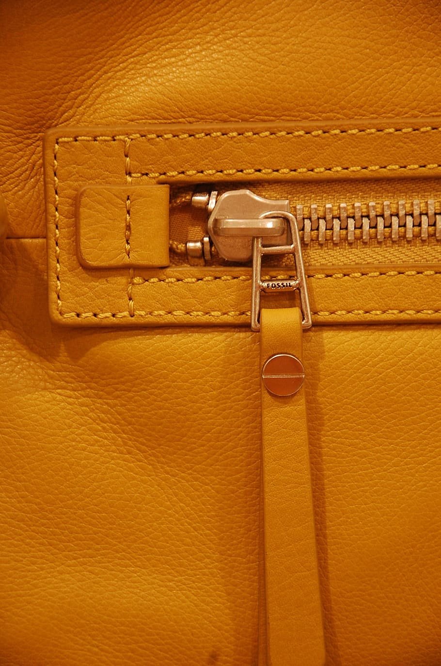 cerniera, Borsa, chiusura, vicino, pelle, in casa, Marrone, nessuno, color oro, giallo, tecnologia, metallo, avvicinamento, copia spazio, legno - materiale, ricchezza, connessione, vita privata, oro, strutturato, maniglia, sfondi, lusso, 1080P