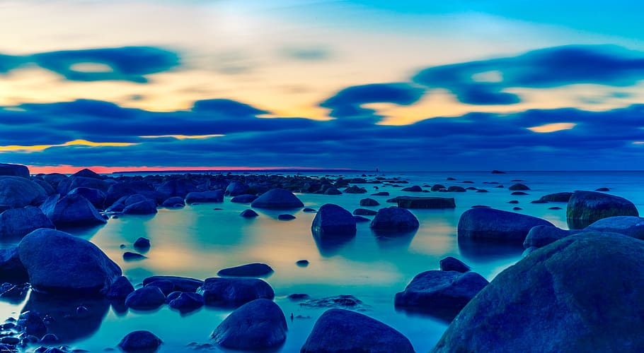 foto de roques marines, fons, el mar bàltic, platja, bonic, bellesa, ocell, blau, brillant, calma, clar, núvols, Costa, alba, la llum del dia, dramàtica, tarda, daurat, paisatge, llum, màgia, naturalesa, Ningú, taronja, a l'aire lliure, panoràmica, vermell, reflexió, estònia, mar, cel, horitzó, llum solar, assolellat, sortida del sol, posta de sol, sol, viatjar, crepuscle, vista, aigua, onada, groc, llarg, tallinn, far, núvol - cel, rock, sòlid, rock - object, escenics - natura, tranquil·litat, escena tranquil·la, bellesa a la natura, cap gent, terra, vespre, horitzó sobre l’aigua, 4K