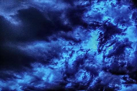wolkige Himmel, Gewitter, Wolken, Himmel, Sturm, nach vorne, Wetter, Sturmwolken, Natur, Wolkenbruch, Stimmung, dunkle Wolken, bedrohlich, gewitter stimmung, mystisch, Kraft der Natur, dramatisch, Naturphänomen, Wetterstimmung, Wolken bilden sich, dramatische Wolken, Dramatischer Himmel, Theater, wunderschönen, Atmosphäre, wolke - himmel, abstrakt, Hintergründe, Blau, Platz, Schönheit in der Natur, Szenen - Natur, Flachwinkelansicht, Ruhe, bedeckt, Nacht-, keine Leute, Wolkengebilde, ruhige Szene, atmosphärische Stimmung, Sturmwolke, draußen, Meteorologie, 5K, CC0, gemeinfrei, lizenzfrei