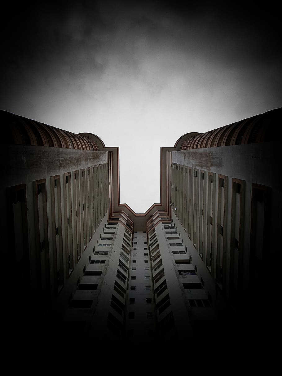 verme-eye, guarda la fotografia, costruzione, Basso, fotografia ad angolo, alto, edificio, cielo, edifici, architettura, nuvole, finestre, struttura costruita, esterno dell'edificio, città, natura, nessuno, nuvola - cielo, all'aperto, Inquadratura dal basso, giorno, di fila, edificio per uffici esterno, moderno, alto - alto, prospettiva decrescente, ripetizione, vignetta, quartiere residenziale, direttamente sotto, grattacielo, 2K
