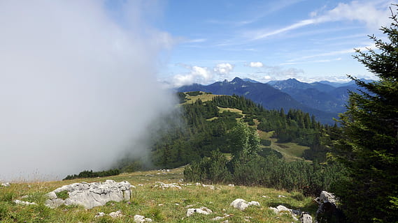 escursioni a piedi, montagna, vertice, vista, Tegernsee, jelenia góra, montagne, ai piedi delle alpi, Baviera, Kreuth, Germania meridionale, natura, il pascolo dei cervi, paesaggio, nebbia, cambiamenti meteorologici, bellezza nella natura, scenics - natura, cielo, nuvola - cielo, pianta, ambiente, scena non urbana, albero, scena tranquilla, nessuno, la tranquillità, terra, geologia, giorno, catena montuosa, roccia, geografia fisica, all'aperto, 5K, CC0, dominio pubblico, privo di copyright