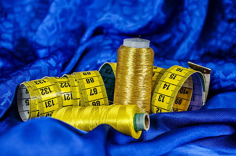 Sarı, bant önlemleri, bobinler, iplik, mavi, Tekstil, dikiş, pamuk, malzeme, bant, ölçmek, altın, terzi, santimetre, ölçüm, moda, uzunluk, bez, tasarımcı, insansız, koruyucu iş giysisi, kapatmak, içeriye, koruma, Emniyet, güvenlik, paçavra, koruyucu eldiven, mezura, eldiven, natürmort, stüdyo çekimi, seçici odak, ekipman, sanayi, mor, diyet, 1080P, CC0, kamu malı, telif ücretsiz