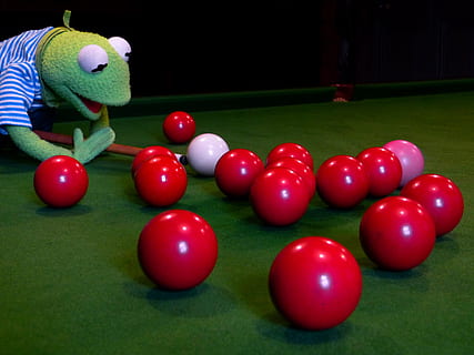 Kermit, Frosch, Billard, Bälle, schwarz, abspielen, Tabelle, Unternehmen, Billardtisch, Saft, Über, Puppe, Grün, Sport, Ball, Freizeitbeschäftigung, poolball, grüne Farbe, spielen, Wettbewerb, Entspannung, Aktivität, Snooker, Freizeitspiele, Billard - Queuesport, Menschen, Spaß, Gruppe von Objekten, Pool Queue, 4K, CC0, gemeinfrei, lizenzfrei
