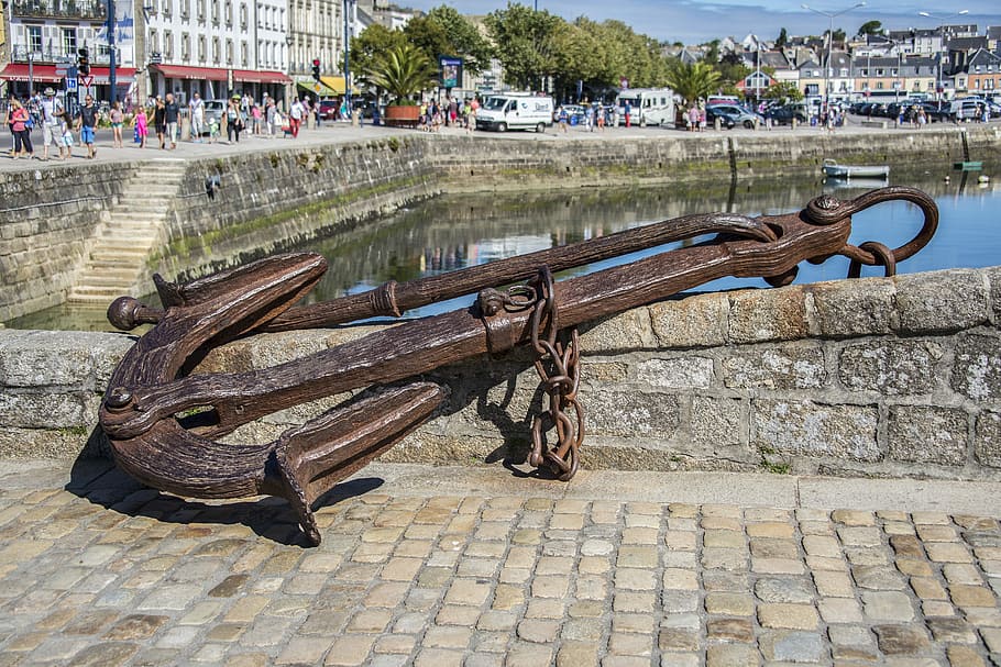 sfondo, ancora, oggetto, vecchio, mare, oggetto vecchio, paesaggio marino, acqua, paesaggio marittimo, Brittany, costa bretone, porta, storia, arma, cannone, guerra, destinazioni di viaggio, giorno, mezzi di trasporto, architettura, struttura costruita, modo di trasporto, natura, il passato, metallo, nave nautica, ormeggiato, persone accessorie, all'aperto, legno - materiale, canale, 2K