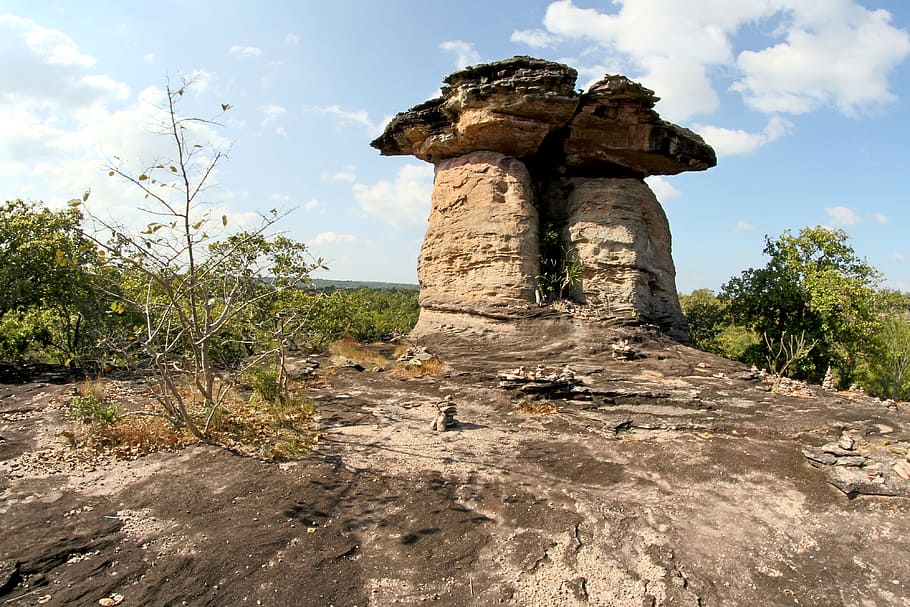 naturalesa, cel, núvols, roques, branques, medi ambient, bosc, natural, formació de roca, rocós, Rockyscape, paisatge, escènic, pedres, arbres, desert, boscos, núvol - cel, cap gent, planta, dia, rock, rock - object, sòlid, arquitectura, tranquil·litat, arbre, terra, escena tranquil·la, estructura construïda, escena no urbana, història, escenics - natura, destinacions de viatge, a l'aire lliure, erosionat, civilització antiga, arruïnat, 4K