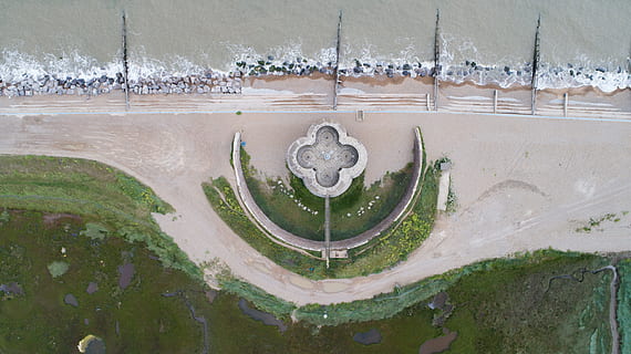 uccello, vista dell'occhio, Fontana, aereo, foto, parco, riva del mare, foto aerea, acqua, all'aperto, giorno, movimento, panoramico, piscina, architettura, vista dall'alto, nessuno, natura, struttura costruita, pianta, esterno dell'edificio, arte e artigianato, creatività, storia, costruzione, vista aerea, lago, vecchio, 5K, CC0, dominio pubblico, privo di copyright