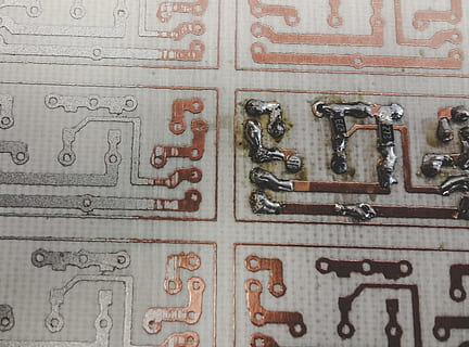 lehimleme, pcb, elektronik, kapatmak, devre, şimdiki, teknoloji, lehim, durdurmak, elektrik, bağlantı, metal, rezistans, elektrik sistemi, akıllı telefon, bilgisayar, teneke, bakır, arka, bütün çerçeve, insansız, gün, içeriye, Desen, kapı, Giriş, duvar inşa özelliği, anahtar, ahşap malzeme, yaratıcılık, eski, paslı, iş aracı, temsil, natürmort, kilit, 2K, CC0, kamu malı, telif ücretsiz