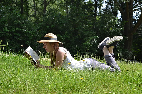person, woman, relaxation, field, daytime, fun, girl, grass, happiness, happy, lawn, leisure, lifestyle, outdoors, park, read, reading, reading book, recreation, smiling, summer, trees, young, plant, hat, leisure activity, real people, land, growth, young adult, togetherness, nature, full length, green color, tree, day, young women, people, casual clothing, lifestyles, teenager, 4K, CC0, public domain, royalty free