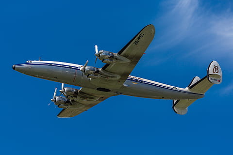 Lockheed, super constel·lació, lockheed, constel·lació super, conny, avions, espectacle aeri, air14, payerne, volant, blau, avió, vehicle aeri, transport, cel, manera de transport, cel clar, moviment, naturalesa, dia, cap gent, en moviment, sol objecte, vista d’angle baix, militar, a l'aire lliure, viatjar, assolellat, a l'aire, indústria aeroespacial, a dalt, 4K, CC0, domini públic, lliure de regalies