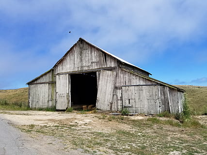weathered wood, triangle, texture, rough, old, wall, plank, rustic, board, vintage, surface, balance, structure, lumber, pattern, striped, panel, architecture, built structure, sky, building exterior, abandoned, nature, building, landscape, wood - material, cloud - sky, no people, day, farm, agricultural building, barn, rural scene, land, absence, plant, outdoors, ruined, 4K, CC0, public domain, royalty free