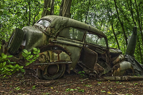 klasický, zelená, vozidlo, půda, les, auto, auto hřbitov, oldtimer, starý, rez, nerezový karre, nerez, zrezivělý, nostalgie, vrak, šrot, vrak auta, šrotu, vyřazeny, Dějiny, Paměť, přes, vypnutý, rozpad, zapomenout, stará auta, v důchodu, zastaralý, pkw, ztracená místa, pforphoto, zlomený, nálada, ztracené místo, zanedbané, špinavý, rozchod, propadl, spustit dolů, strom, přistát, rostlina, opuštěný, přeprava, poškozen, Příroda, den, způsob dopravy, zhoršení, pokles, run-down, kov, pole, pozemního vozidla, nikdo, rezavý, venku, zničil, 4K, CC0, veřejná doména, bez autorských práv
