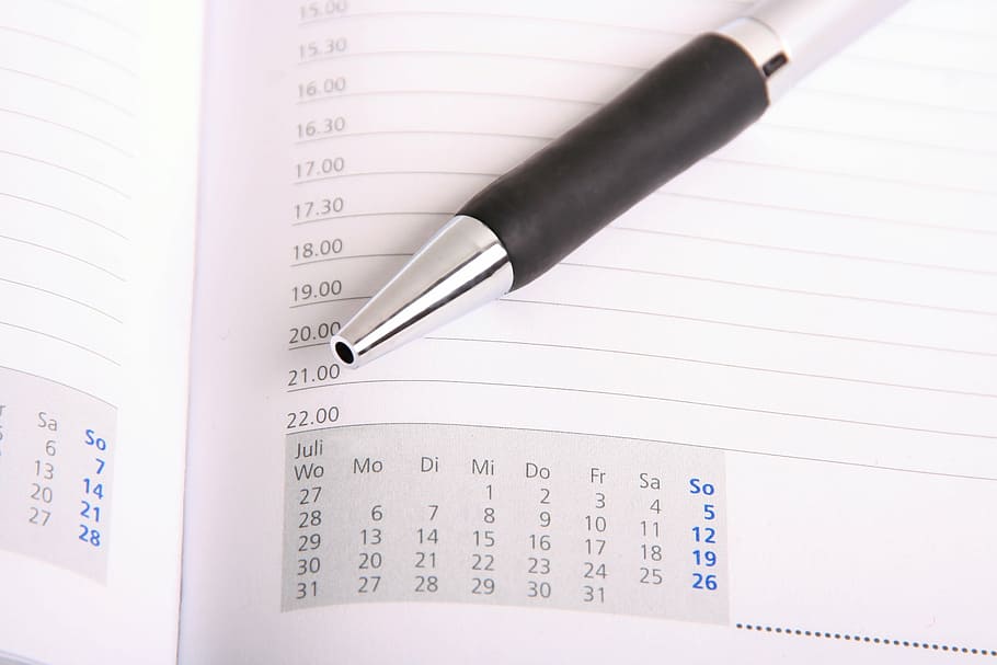 grå, klik pen, hvid, line papir, kalender, tid, plan, kontor, Bemærk, aftale, tidsplan, forlade, pen, planlægning, papir, finansiere, ingen mennesker, indendørs, forretning, tæt på, dag, nummer, dokument, stilleben, virksomhedernes forretning, høj vinkel visning, bord, uddannelse, tekst, blyant, skriveinstrument, diagram, note pad, papirarbejde, 2K