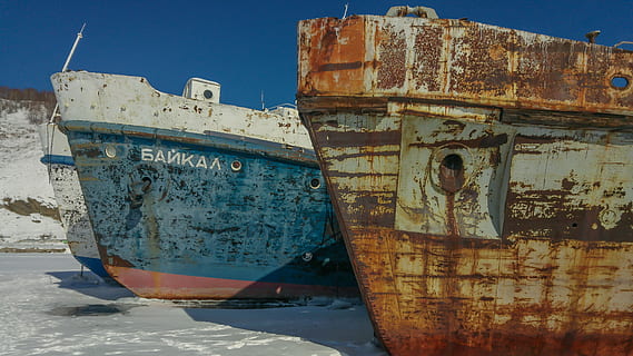 ships, body, water, irkutsk, lake baikal, boats, wreck, rusty, nature, transportation, abandoned, nautical vessel, day, no people, blue, metal, sky, mode of transportation, decline, old, outdoors, deterioration, beach, ship, damaged, obsolete, ruined, 5K, CC0, public domain, royalty free