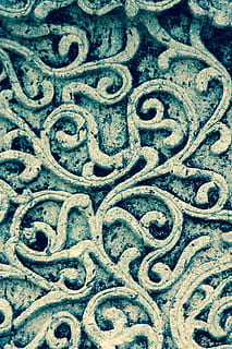 grigio, floreale, lavorato, calcestruzzo, pannello, ornamento, pietra, facciata, modello, parete, costruzione, decorazione, architettura, orientale, fotogramma intero, sfondi, nessuno, in casa, avvicinamento, abbondanza, grande gruppo di oggetti, design, giorno, vista dall'alto, natura morta, metallo, cibo e bevande, natura, pila, strutturato, mucchio, 5K, CC0, dominio pubblico, privo di copyright