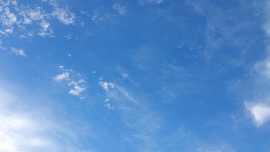 céu, nuvens, natureza, fundo, azul, visão de baixo ângulo, nuvem - céu, beleza na natureza, origens, meio Ambiente, cloudscape, cor branca, scenics - natureza, ninguém, atmosfera, vento, dia, ao ar livre, luz - fenômeno natural, luz solar, brilhante, clima, limpar \ limpo, fraco, meteorologia, fundos abstratos, 1080P