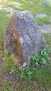 sten-, mos, kiselsten, væve, natur, grøn, forvitret, bemoost, tæt, have, klippe, forladte, væk, skovbund, struktur, smuk, plante, strandsten, vandring, baggrund, græs, jord, dag, ingen mennesker, høj vinkel visning, Mark, grøn farve, udendørs, solid, tæt på, rock-objekt, vækst, ro, træ, skønhed i naturen, miljø, 4K, CC0, offentligt domæne, royaltyfrie