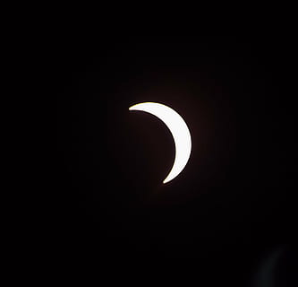 gerhana, tenaga surya, matahari, bulan, sebagian, langit, astronomi, sinar matahari, bayangan, lingkaran, malam, ruang, fenomena alam, menyalin ruang, sabit, tidak ada orang, gerhana matahari, keindahan di alam, alam, gelap, scenics - alam, ketenangan, warna hitam, di luar rumah, bentuk, adegan yang tenang, latar belakang hitam, ruang dan astronomi, sinar bulan, bulan planet, 1080P, CC0, domain publik, bebas royalti