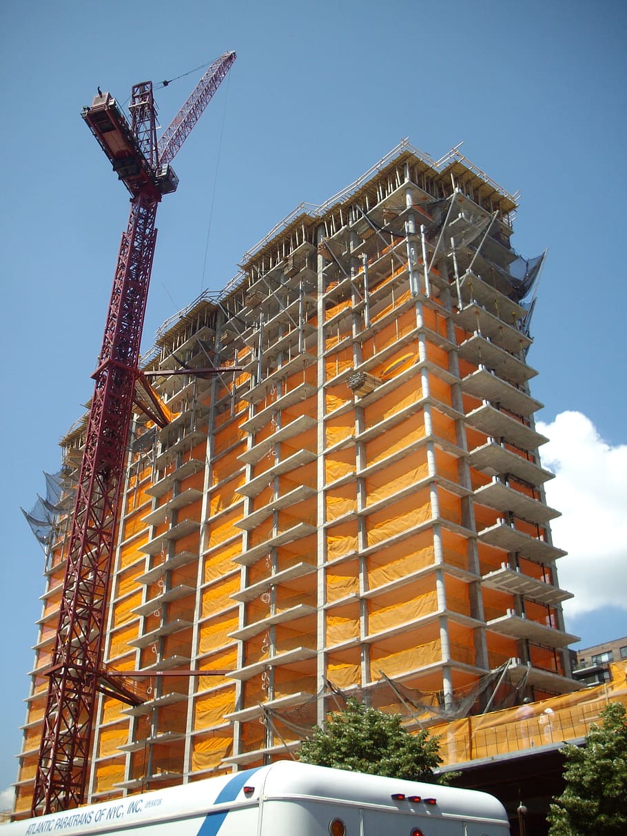stavba budovy, obytný, rozvoj, jeřáb, dodavatel, konstrukce, budova, město, beton, modrý, nebe, vysoký, architektura, stavba, staveniště, exteriér budovy, stavební průmysl, nízký úhel pohledu, den, průmysl, stroje, Příroda, neúplný, jeřáb - stavební stroje, nikdo, venku, způsob dopravy, čisté nebe, přeprava, kancelářská budova exteriér, byt, stavební vybavení, mrakodrap, 2K