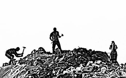 Bucarest, cumulo di rifiuti, spazzatura, Glina, ferro, metallo, povero, povertà, Romania, spazzino, rottame, lavoro, persone, copia spazio, cielo sereno, persone reali, sfondo bianco, cielo, girato in studio, lunghezza intera, stili di vita, uomini, natura, attività di svago, giorno, testo, in piedi, rappresentazione umana, all'aperto, rappresentazione, 720P, CC0, dominio pubblico, privo di copyright