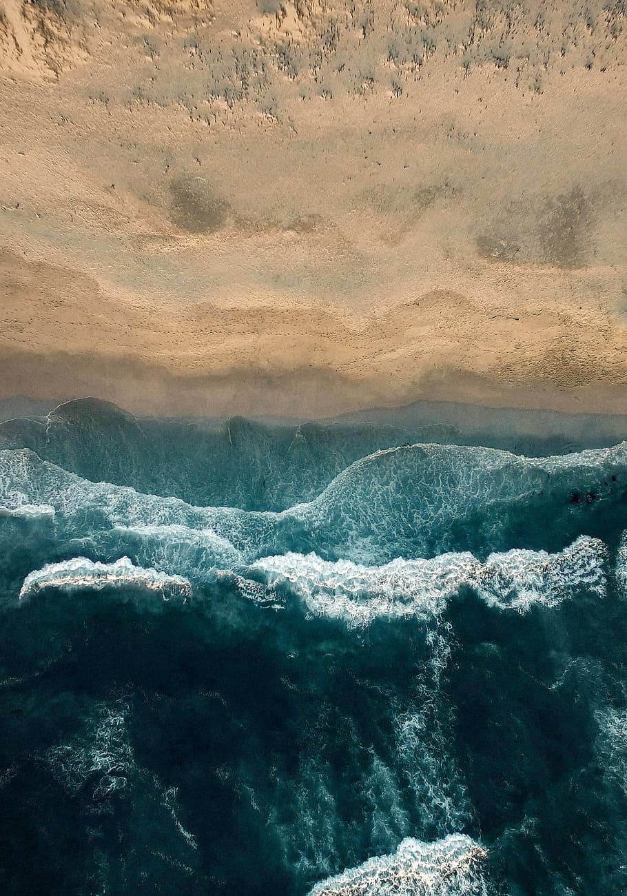 Antenne, Foto, Meerwasser, Strand, Aussicht, Tageszeit, Ozean, Welle, Sand, Muster, Schönheit in der Natur, Wasser, Meer, Szenen - Natur, Bewegung, Natur, keine Leute, Sport, Wassersport, Tag, draußen, idyllisch, Himmel, Ufergegend, Ruhe, Umgebung, Land, Kraft in der Natur, fließendes Wasser, 8K