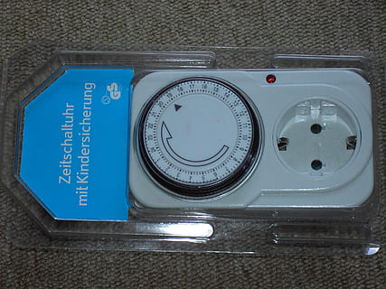 timer, ceas, timp, timp de, text, număr, western script, a închide, nici o persoana, comunicare, în interior, non-western script, scenariu, albastru, informație, combustibil și generarea de energie electrică, semn, tehnologie, mașini, Control, îndrumare, vedere în unghi mare, montare pe perete, 2K, CC0, domeniu public, fără drepturi de autor