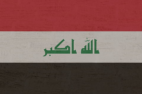 Irak, Flagge, Kommunikation, Zeichen, Text, Wandbau - Funktion, keine Leute, grüne Farbe, die Architektur, Beratung, gebaute Struktur, westliche Schrift, Pfeilsymbol, Information, drinnen, Nahansicht, Richtungszeichen, Tag, Großbuchstabe, rot, Wand, Nummer, Toilette Zeichen, 1080P, CC0, gemeinfrei, lizenzfrei