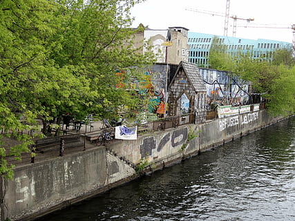 berlin, river, durable, water, built structure, architecture, plant, tree, building exterior, canal, waterfront, nature, day, growth, transportation, no people, outdoors, connection, bridge, green color, wall, flowing water, 4K, CC0, public domain, royalty free