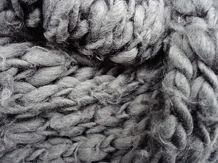 bufanda, material, llana, dolçor, gris, calor, cap gent, patró, fons, marc complet, textura, tèxtil, art i artesania, primer pla, artesania, suavitat, de punt, natura morta, creativitat, a l'interior, fil, roba calenta, teixit, complexitat, 4K, CC0, domini públic, lliure de regalies