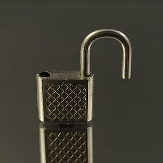 volta, obert, seguretat, bloqueig, cadenat, metall, acer, protecció, cap gent, primer pla, tir de l'estudi, còpia espai, a l'interior, privadesa, tecnologia, tanca, sistema de seguretat, barrera, comunicació, límit, connexió, tancat, segur, color plata, pestell, 1080P, CC0, domini públic, lliure de regalies