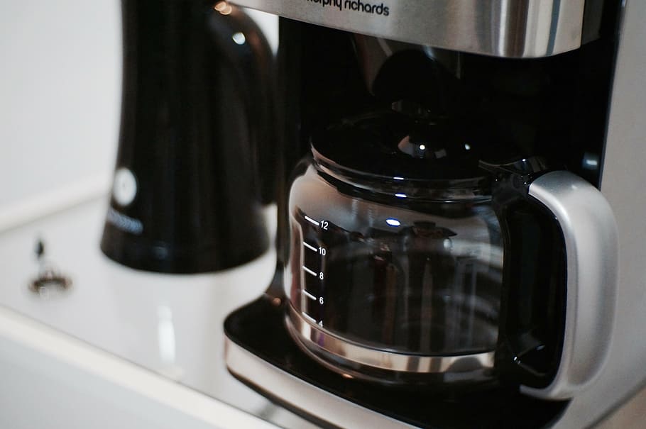 filtru de cafea de argint, cafea, maşină, Automat de cafea, a închide, aparat, mancare si bautura, în interior, echipamente de uz casnic, nici o persoana, băutură, cafetiera, gustare, bucătărie, recipient, alimente, camera de zi, cafea - băutură, un singur obiect, Acasă, să se concentreze asupra primelor elemente, preparare, apasa butonul, 8K