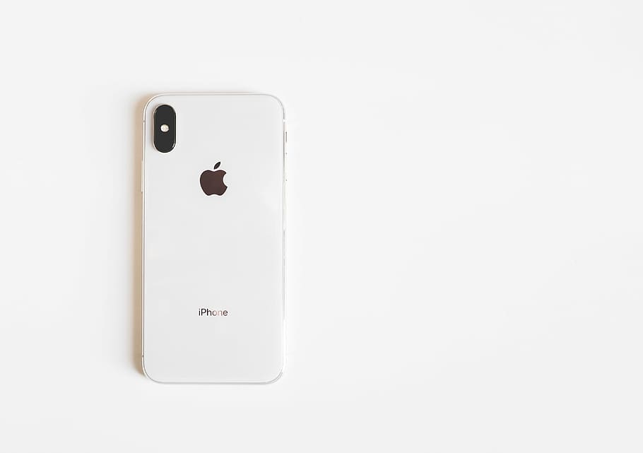 iphone, sølv iphone x, telefon, tilbage, teknologi, hvid, minimalistisk, kopiere plads, studio skud, ingen mennesker, hvid baggrund, hvid farve, indendørs, tæt på, enkelhed, papir, skåret ud, enkelt objekt, meddelelse, tekst, indgang, organisation, Kontorforsyning, Papirklip, metal, blank, 4K