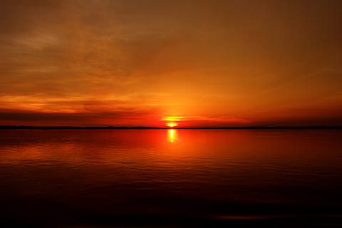 silhuetfotografi, legeme, vand, gylden, time, solnedgang, flod, amazon, overfart, ferie, natur, berolige, Soledad, fred, sol, himmel, hav, scenics - natur, skønhed i naturen, ro, rolig scene, afspejling, horisont over vand, sky - himmel, horisont, dramatisk himmel, idyllisk, ingen mennesker, marinemaleri, orange farve, udendørs, romantisk himmel, 2K, CC0, offentligt domæne, royaltyfrie