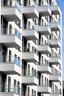 white building, facade, window, outlook, live, real estate, architecture, building, berlin, building exterior, built structure, apartment, residential district, day, full frame, no people, backgrounds, repetition, sunlight, outdoors, city, pattern, balcony, modern, house, nature, luxury, housing development, building feature, 5K, CC0, public domain, royalty free