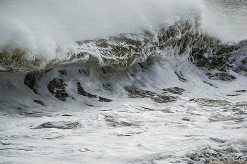 Ozean, schwillt an, Wellen, Bewegung, Welle, Meer, Natur, keine Leute, Kraft in der Natur, Wasser, draußen, Schönheit in der Natur, Tag, Sport, Wassersport, Surfen, Leistung, Szenen - Natur, plantschen, Geschwindigkeit, Land, brechen, schlagen, fließendes Wasser, 4K, CC0, gemeinfrei, lizenzfrei