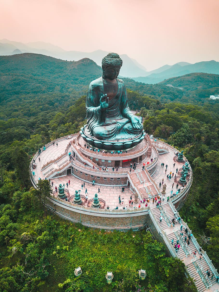 aèria, fotografia, gent, caminar, al voltant, monument de bhumisparsha mudra, ocell, foto de vista d'ulls, estàtua de gautama buda, durant el dia, temple, estructura, Buda, arbre, bosc, representació humana, art i artesania, representació, escultura, estàtua, planta, arquitectura, semblança masculina, muntanya, cel, naturalesa, espiritualitat, dia, religió, creativitat, estructura construïda, artesania, creença, cap gent, a l'aire lliure, 4K