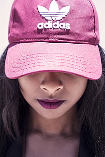 kvinde, iført, lyserød, adidas baseball cap, hvid, adidas cap, hovedskud, Kvinder, en person, portræt, forfra, voksen, langt hår, ung voksen, lyserød farve, unge kvinder, menneskelig kropsdel, kropsdel, tæt på, hår, skønhed, tøj, hat, kigger på kameraet, frisure, menneskeligt ansigt, smuk kvinde, 4K, CC0, offentligt domæne, royaltyfrie