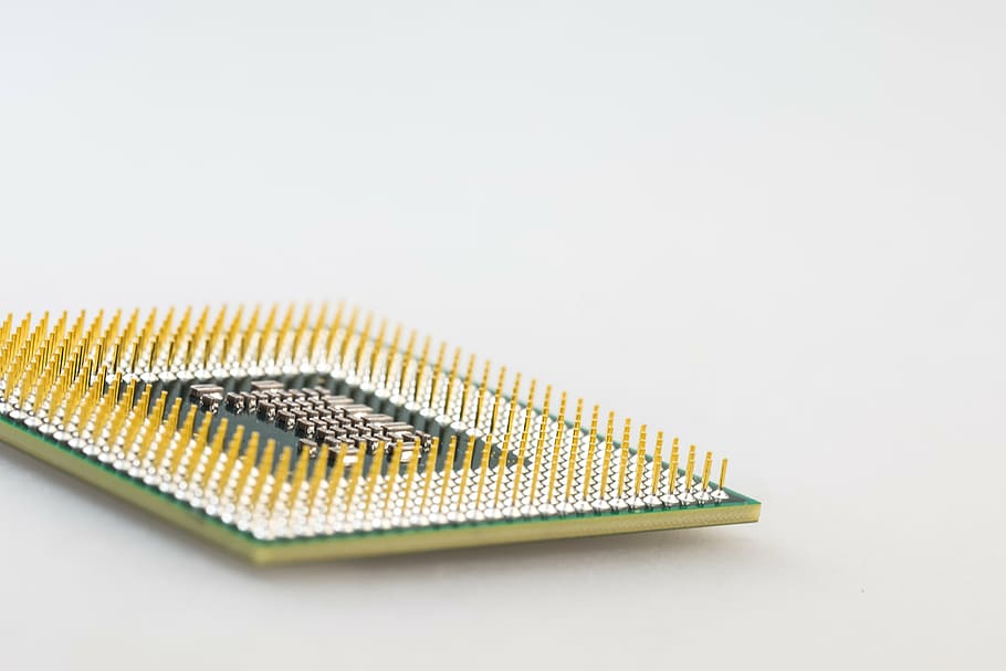 or, verd, processador de la CPU, CPU, processador, macro, bolígraf, pin, ordinador, electrònica, processament de dades, xip, pissarra, circuits, PC, centre de control, connexions, Enginyeria Elèctrica, component, tecnologia, traça, dades, elèctricament, components, calculadora, programari, tancar, ranura, equipament, tir de l'estudi, fons blanc, a l'interior, còpia espai, cap gent, primer pla, gran grup d'objectes, part de l’ordinador, sol objecte, equips informàtics, senzillesa, gris, educació, connexió, en fila, xip d’ordinador, natura morta, variació, component elèctric, 4K