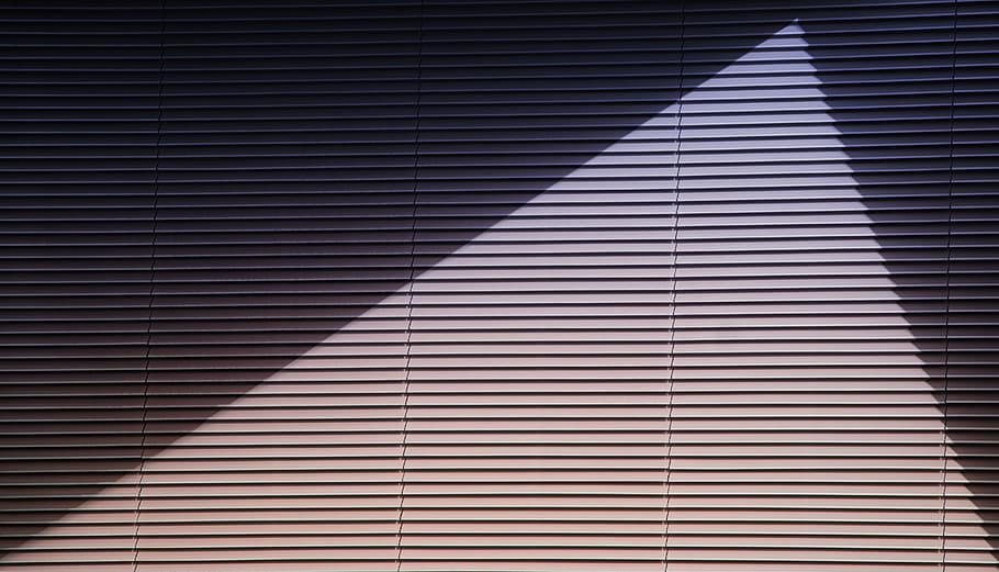 brune persienner, untitled, hvid, sort, illustration, linje, lys, struktur, blind, geometri, persienner, vindue, Jalousie, baggrunde, lukker, arkitektur, mønster, stribet, abstrakt, ingen mennesker, fuld ramme, dag, gentagelse, murbygningsfunktion, tekstureret, bygget struktur, tæt på, indendørs, sollys, metal, i en række, 5K