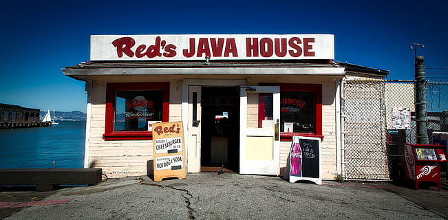 wit, rood, Java huis, dag, red's java house, eetcafe, cafe, coffeeshop, bedrijf, koffiehuis, oud, mijlpaal, historisch, iconische, baai, haven, werf, waterkant, San Francisco, Californië, hdr, restaurant, voorkant, Ingang, Verenigde Staten van Amerika, architectuur, communicatie, buitenkant van het gebouw, tekst, ingebouwde structuur, westers schrift, telefoon, geen mensen, telefooncel, stad, natuur, eten en drinken, op te slaan, teken, kleinhandel, blauw, straat, 1080P, CC0, publiek domein, royaltyvrij