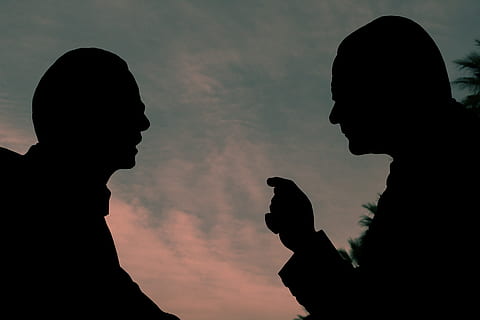 silhouette, reverse light, talk, real people, two people, sky, sunset, togetherness, men, bonding, headshot, side view, lifestyles, people, portrait, nature, cloud - sky, adult, friendship, leisure activity, males, face to face, couple - relationship, profile view, 5K, CC0, public domain, royalty free