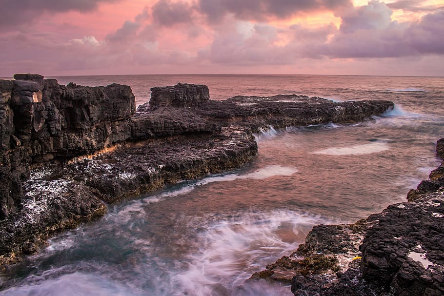 tubuh, air, formasi batuan, samudra, gerakan, laut, tebing, ombak, alam, perjalanan, pemandangan, musim panas, pantai, garis pantai, batu - benda, gelombang, jurang, matahari terbenam, pemandangan laut, Samudera Atlantik, langit, batu, padat, awan - langit, tanah, scenics - alam, keindahan di alam, horison, cakrawala di atas air, berselancar, lingkungan Hidup, di luar rumah, garis pantai berbatu, 5K