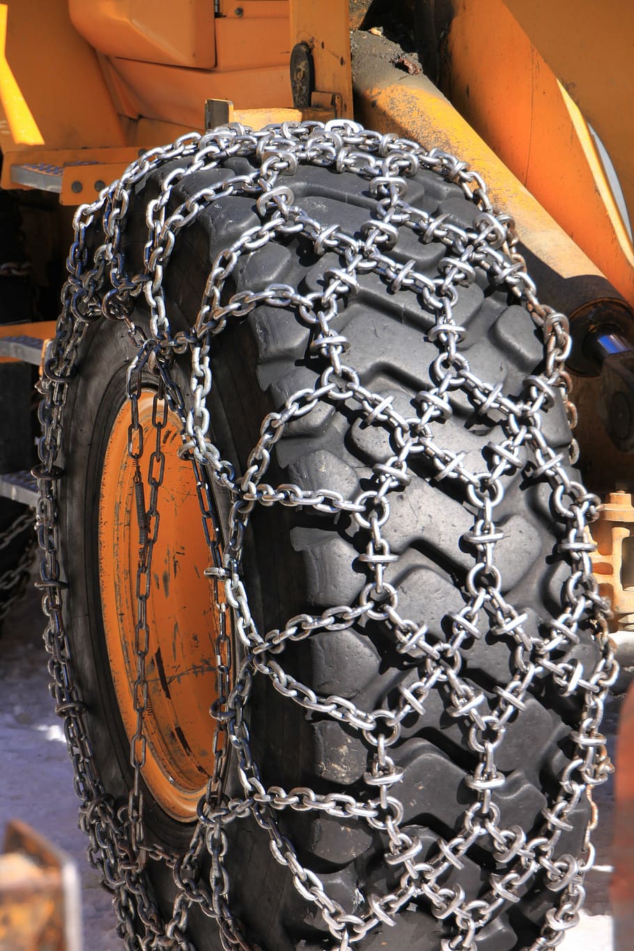 retroexcavadora, fred, excavador, llevaneus, carregador, neu, tractor, editorial, tecnologia, cadena, dia, corda, primer pla, centrar-se en primer pla, metall, cap gent, transport, a l'aire lliure, naturalesa, boia, llum solar, color taronja, vaixell nàutic, manera de transport, connexió, patró, aigua, indústria pesquera, durabilitat, 4K