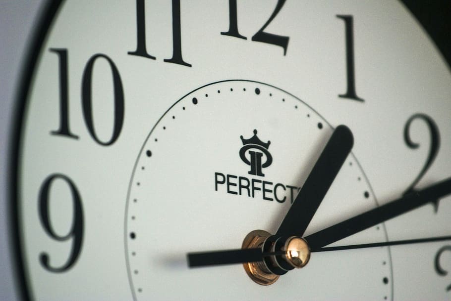 blanc, negre, perfecte, rellotge analògic, mostrant, 1:11, rellotge, macro, consells, temps, minut, escut de rellotge, mesura del temps, temps transcorregut, consells del rellotge, nombre, primer pla, cap gent, a l'interior, text, comunicació, Minuta, rellotge de mà, instrument del temps, enfocament selectiu, guió occidental, marc complet, tecnologia, precisió, fons, sol objecte, calibre, hora de la mà, metre: instrument de mesura, 4K