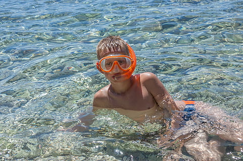 child, boy, dive, diving, mask, swim, water, sea, pool, a person, portrait, portrait of a child, beach, leisure activity, one person, real people, shirtless, lifestyles, boys, swimming, nature, males, men, day, sunlight, holiday, trip, outdoors, eyewear, swimming pool, 2K, CC0, public domain, royalty free