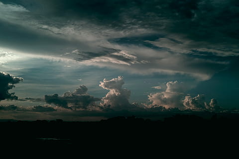 cloudformation, ตอนกลางวัน, เมฆฝน, เมฆ, มีเมฆมาก, สีน้ำเงิน, ขาว, สีดำ, เมฆ - ท้องฟ้า, ท้องฟ้า, ความงามในธรรมชาติ, Scenics - ธรรมชาติ, ฉากที่เงียบสงบ, ความเงียบสงบ, สิ่งแวดล้อม, ไม่มีคน, ธรรมชาติ, ภาพเงา, ภูมิประเทศ, พายุ, กลางแจ้ง, ท้องฟ้าที่น่าทึ่ง, งดงาม, Cloudscape, พระอาทิตย์ตกดิน, ฉากที่ไม่ใช่ในเมือง, มืดครึ้ม, พลังในธรรมชาติ, เป็นลางไม่ดี, อุตุนิยมวิทยา, 5K, CC0, โดเมนสาธารณะ, ค่าลิขสิทธิ์ฟรี