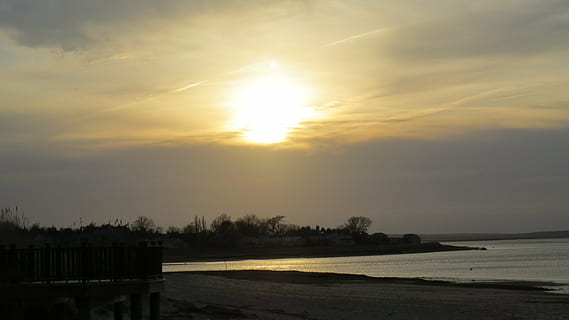 Frühling, Hafen, Barnstable Harbour, Cape Cod, Sonnenuntergang, Wasser, Himmel, Szenen - Natur, Sonne, Ruhe, Schönheit in der Natur, ruhige Szene, wolke - himmel, Meer, Natur, Sonnenlicht, Silhouette, Land, Strand, idyllisch, keine Leute, Reflexion, Nicht-städtische Szene, draußen, 4K, CC0, gemeinfrei, lizenzfrei